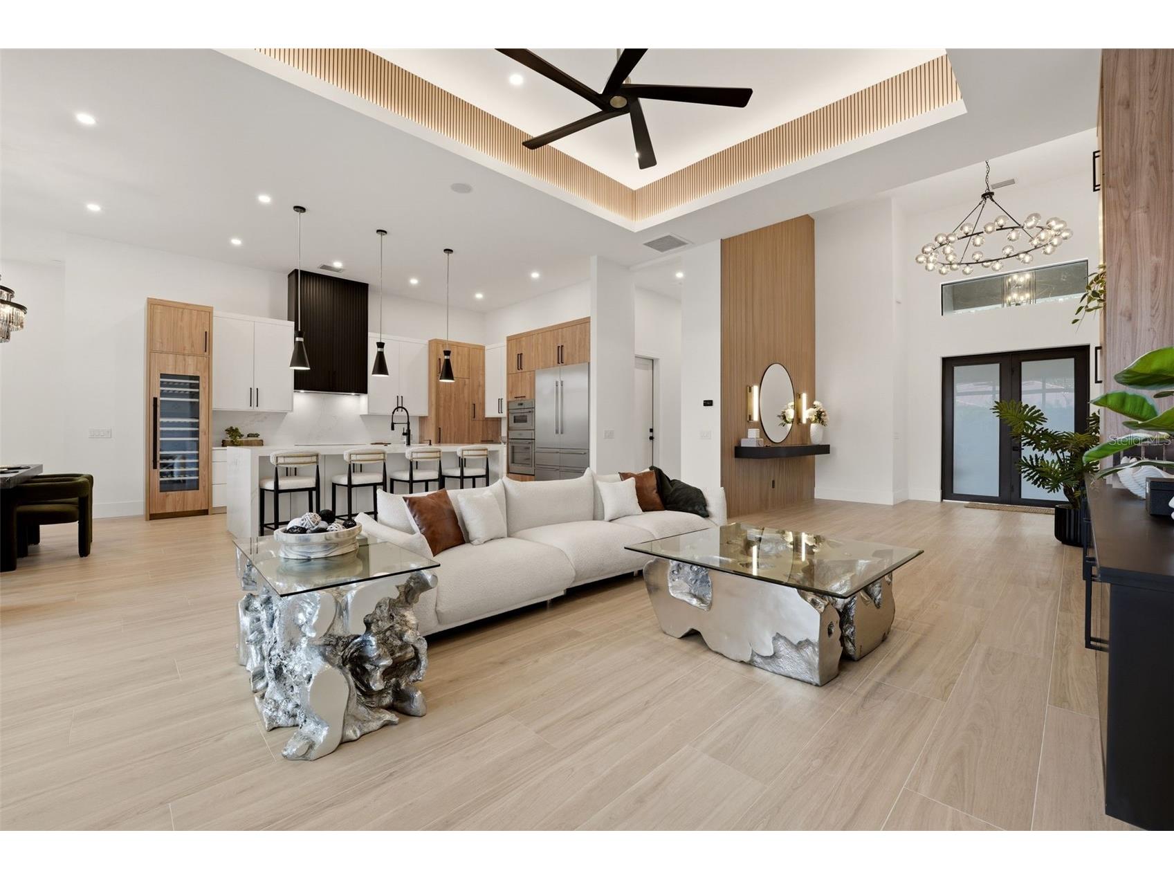 2727 Waldemere Street Sarasota FL 34239 A4692394 image8