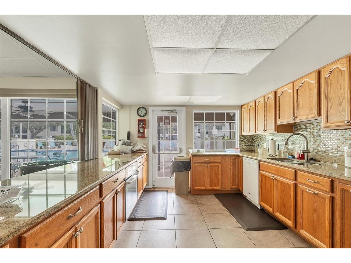 2728 71st Street Court W #2078 Bradenton FL 34209 A4638054 image36