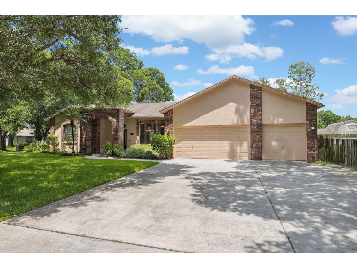 2728 Bent Leaf Drive Valrico FL 33594 T3529361 image1
