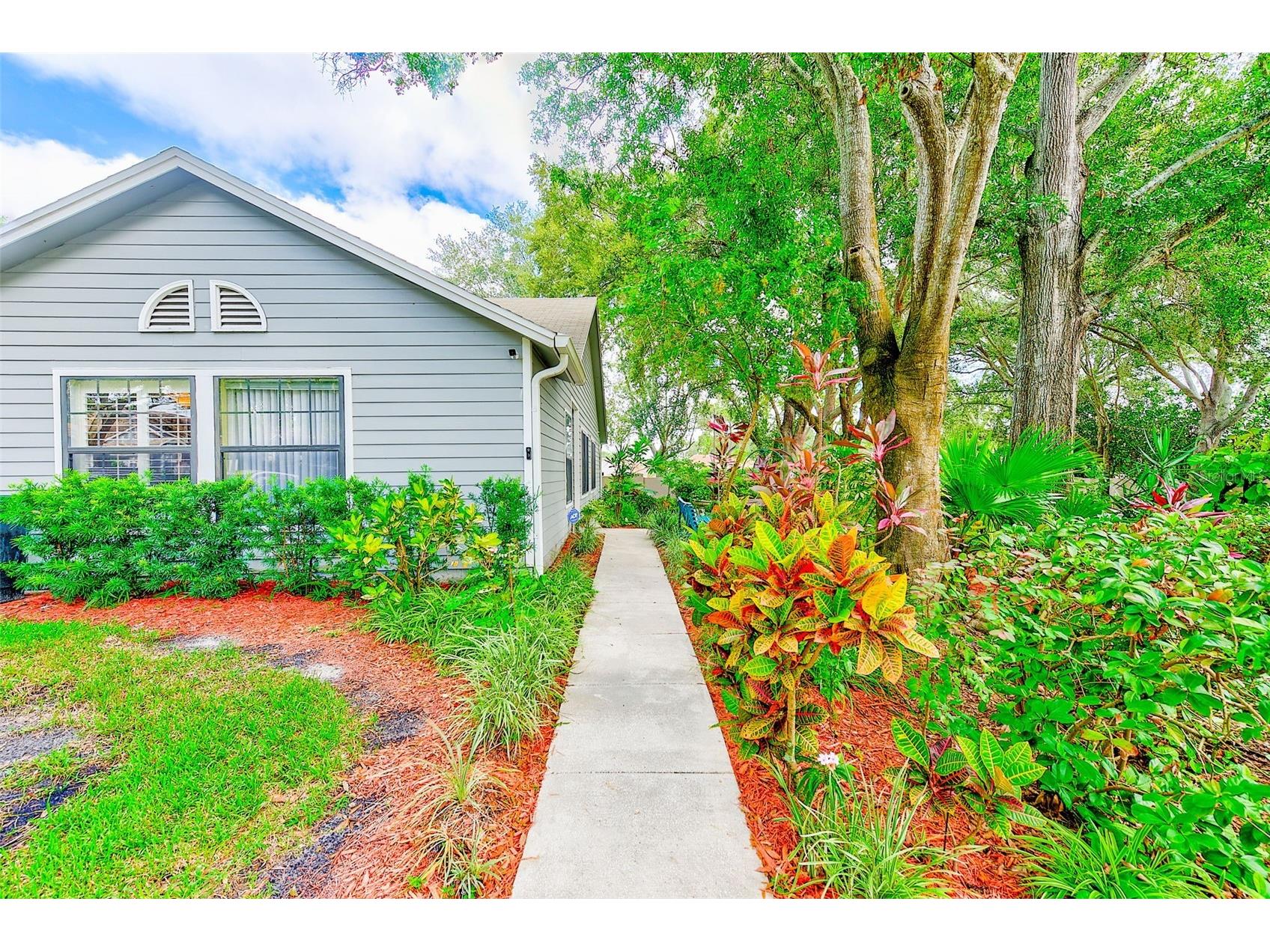 2728 Bentley Drive Palm Harbor FL 34684 TB8471054 image3
