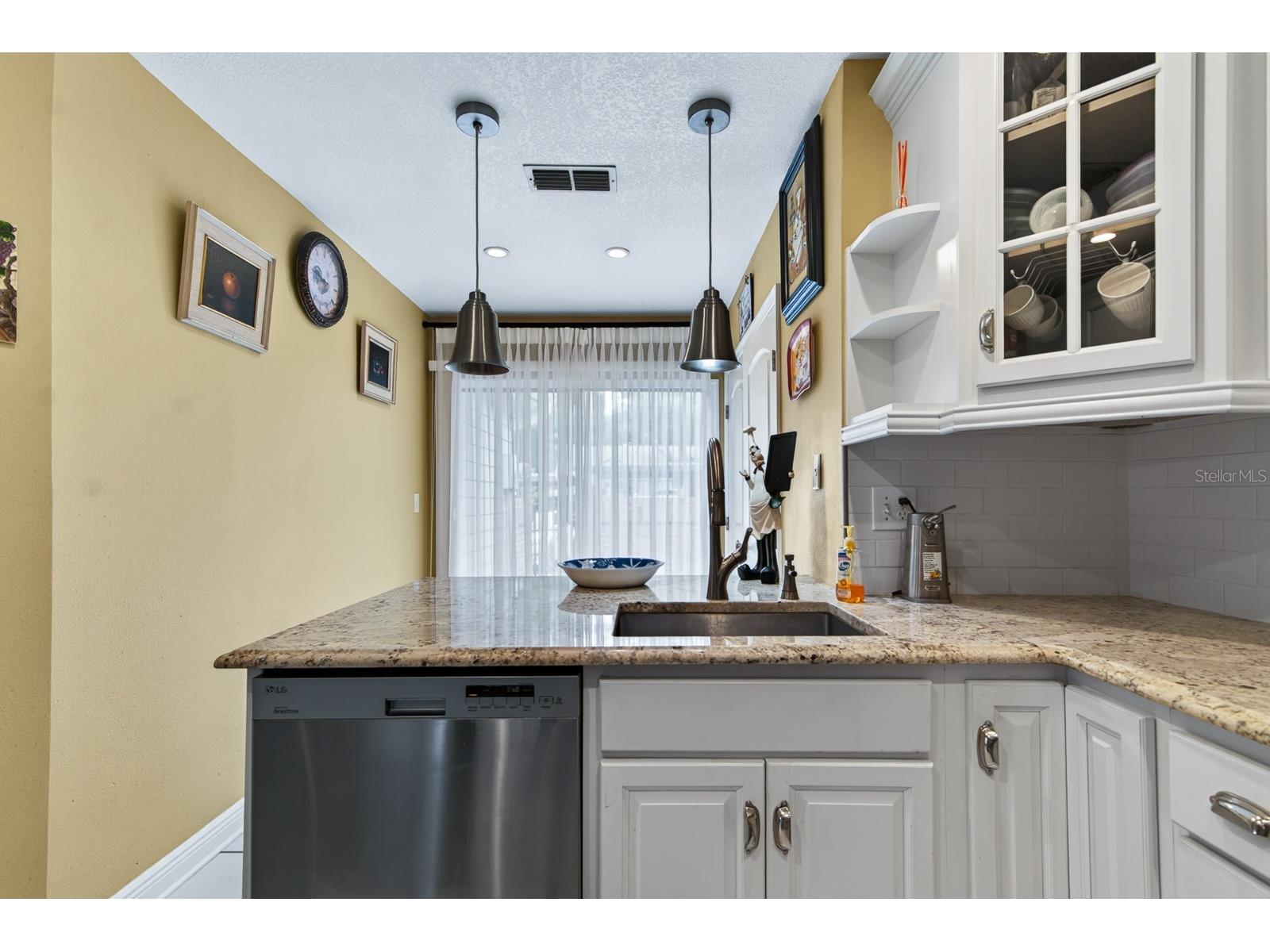 2728 Bentley Drive Palm Harbor FL 34684 TB8515608 image13