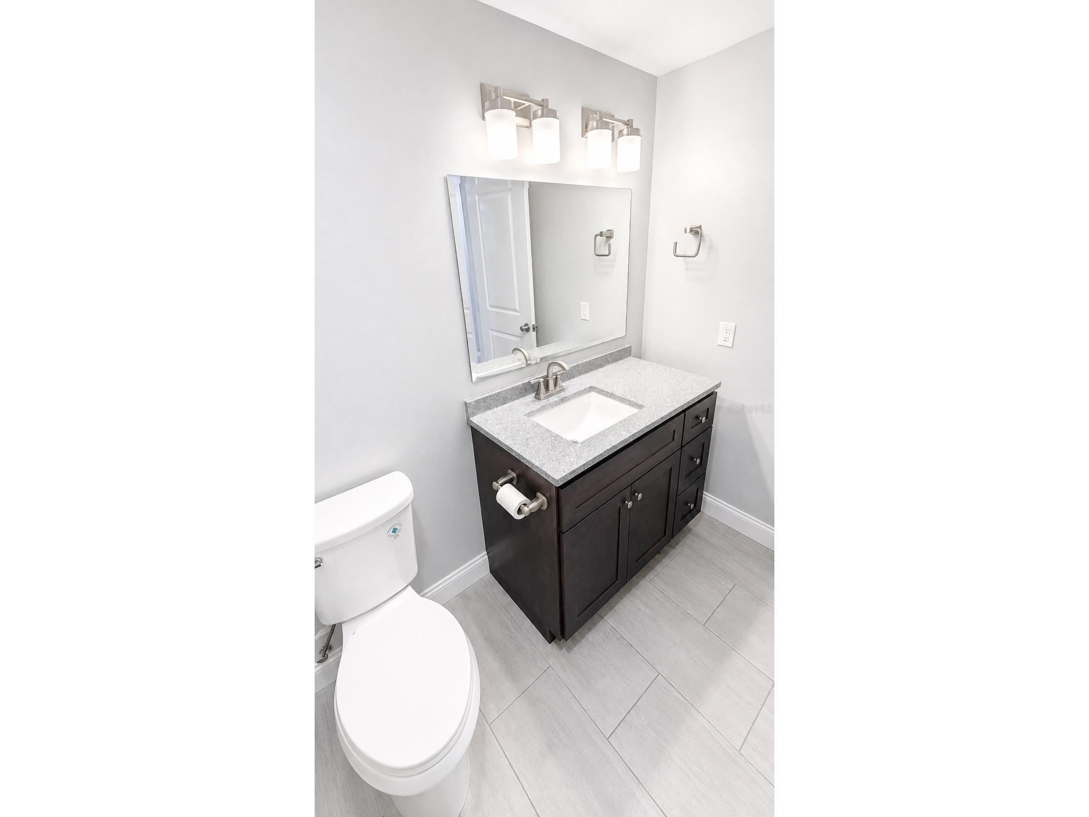 2728 Goodrich Avenue Sarasota FL 34234 A4699218 image12