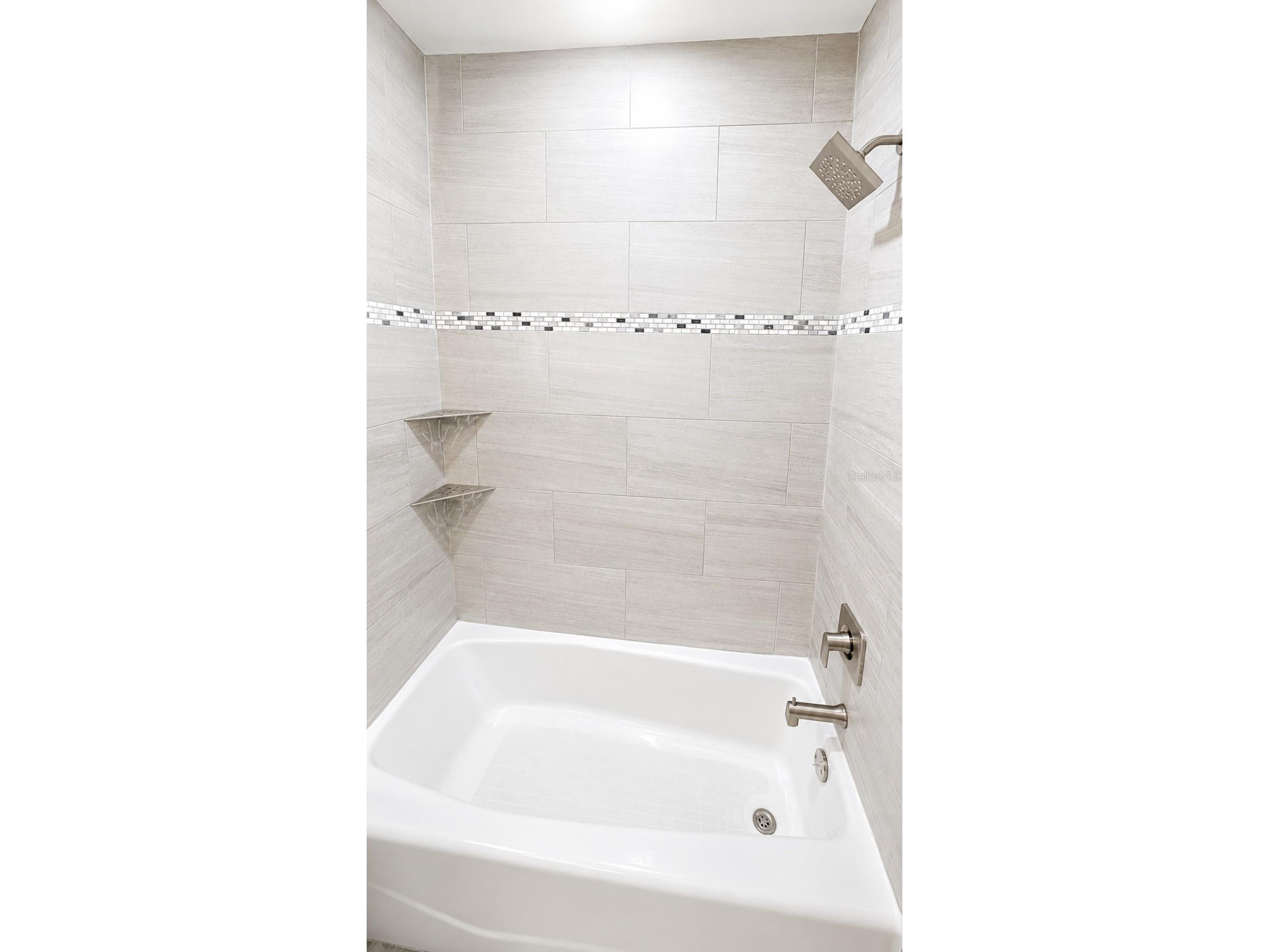 2728 Goodrich Avenue Sarasota FL 34234 A4699218 image17