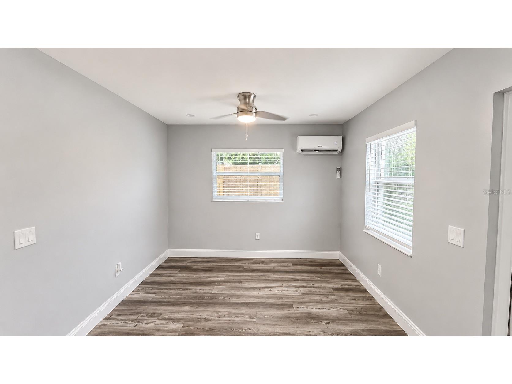 2728 Goodrich Avenue Sarasota FL 34234 A4699218 image4