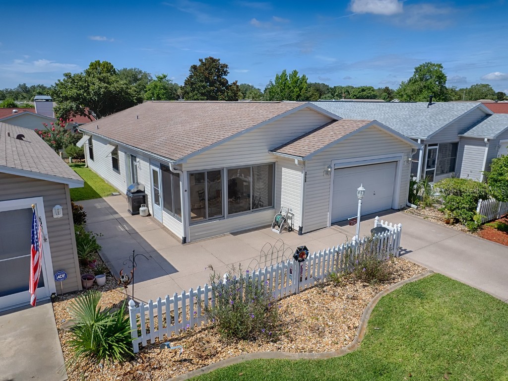 2728 Moncayo Avenue The Villages FL 32162 G5084327 image1