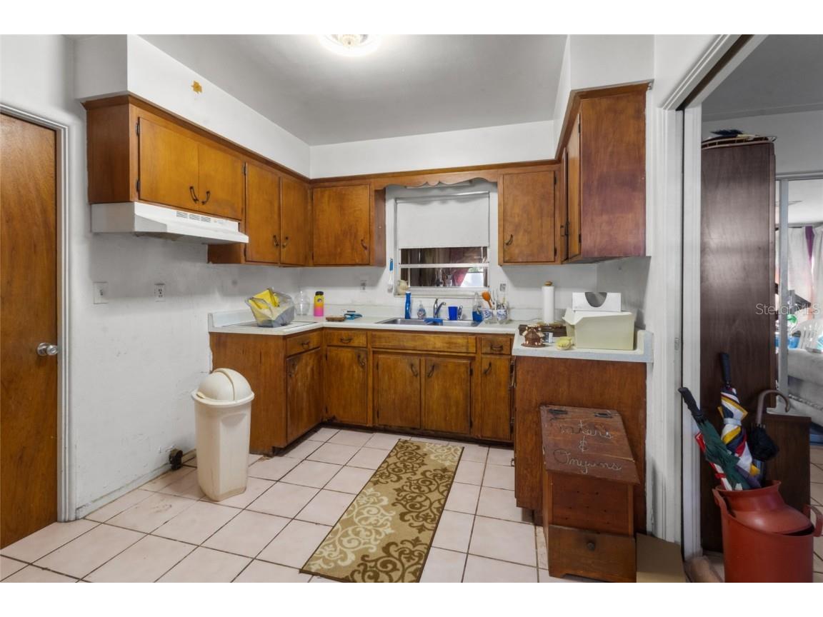 2728 Prospect Street Sarasota FL 34239 TB8454320 image11