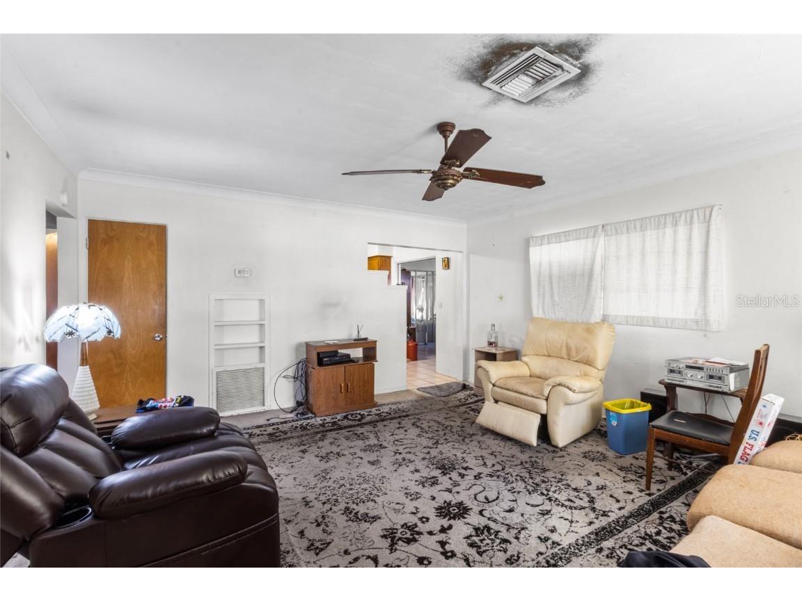 2728 Prospect Street Sarasota FL 34239 TB8454320 image4