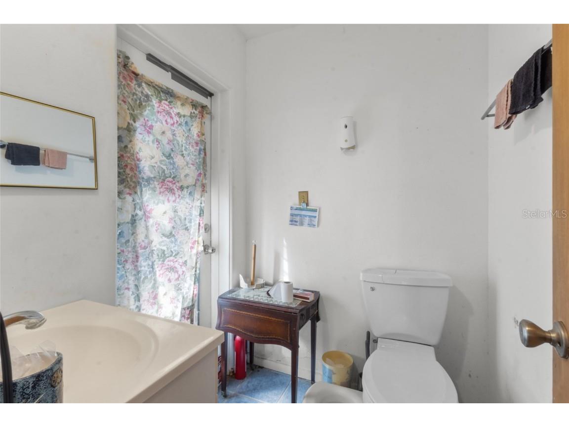 2728 Prospect Street Sarasota FL 34239 TB8454320 image9