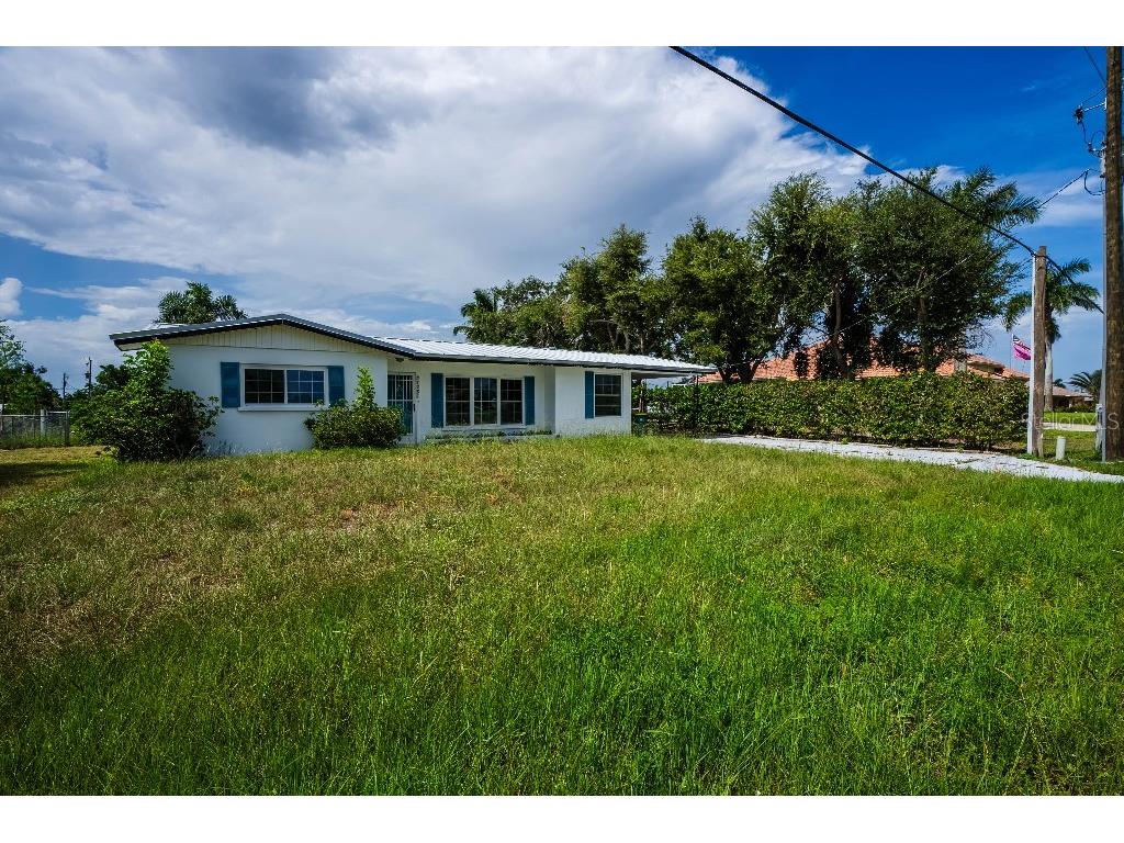 27281 Voyageur Drive Punta Gorda FL 33983 W7862545 image1