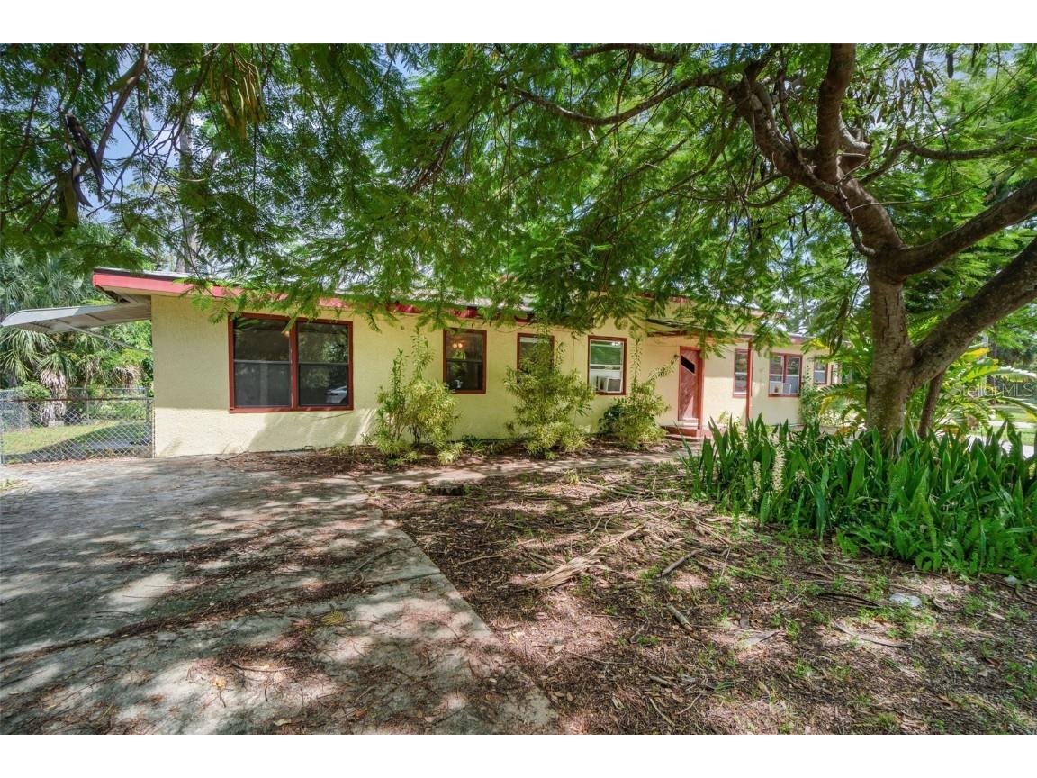 2729 Broadway Fort Myers FL 33901 A4667585 image2