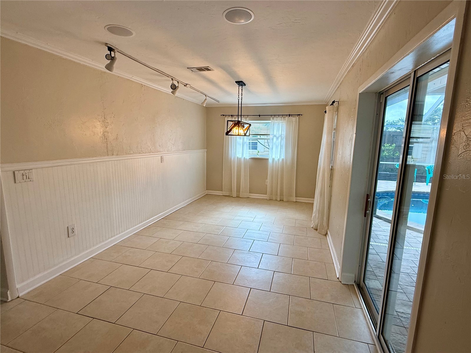 2729 Nodosa Drive Sarasota FL 34232 A4694587 image17