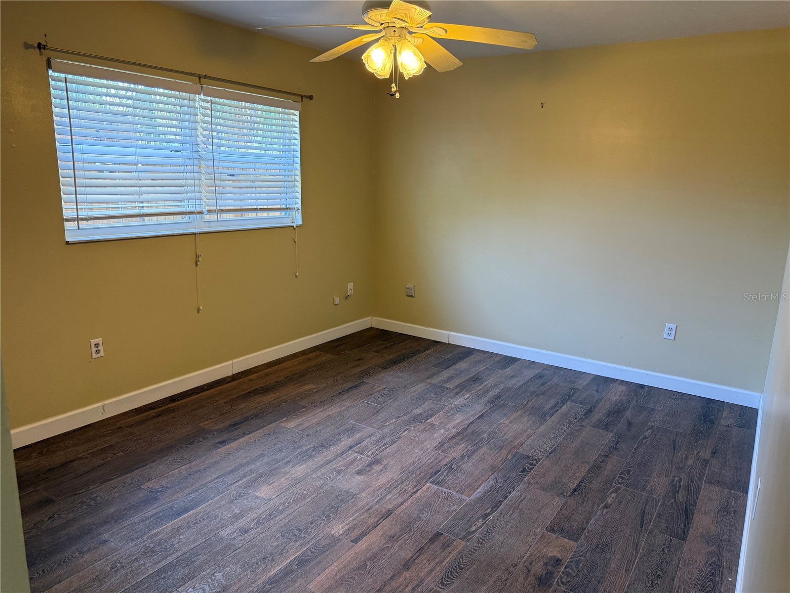 2729 Nodosa Drive Sarasota FL 34232 A4694587 image18