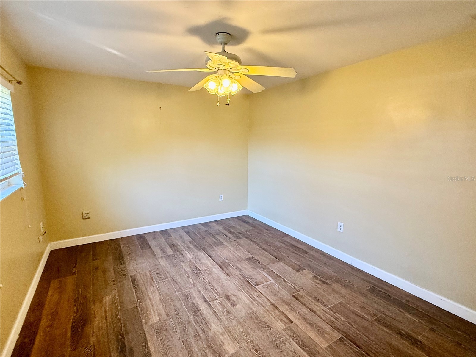 2729 Nodosa Drive Sarasota FL 34232 A4694587 image19