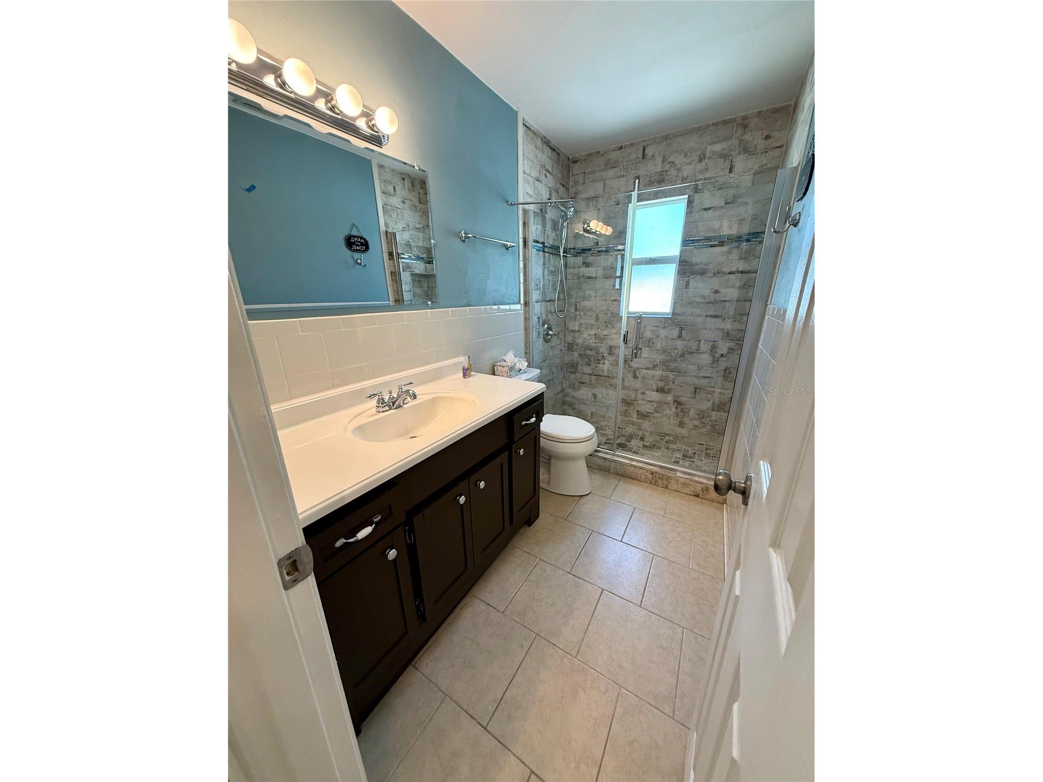 2729 Nodosa Drive Sarasota FL 34232 A4694587 image28