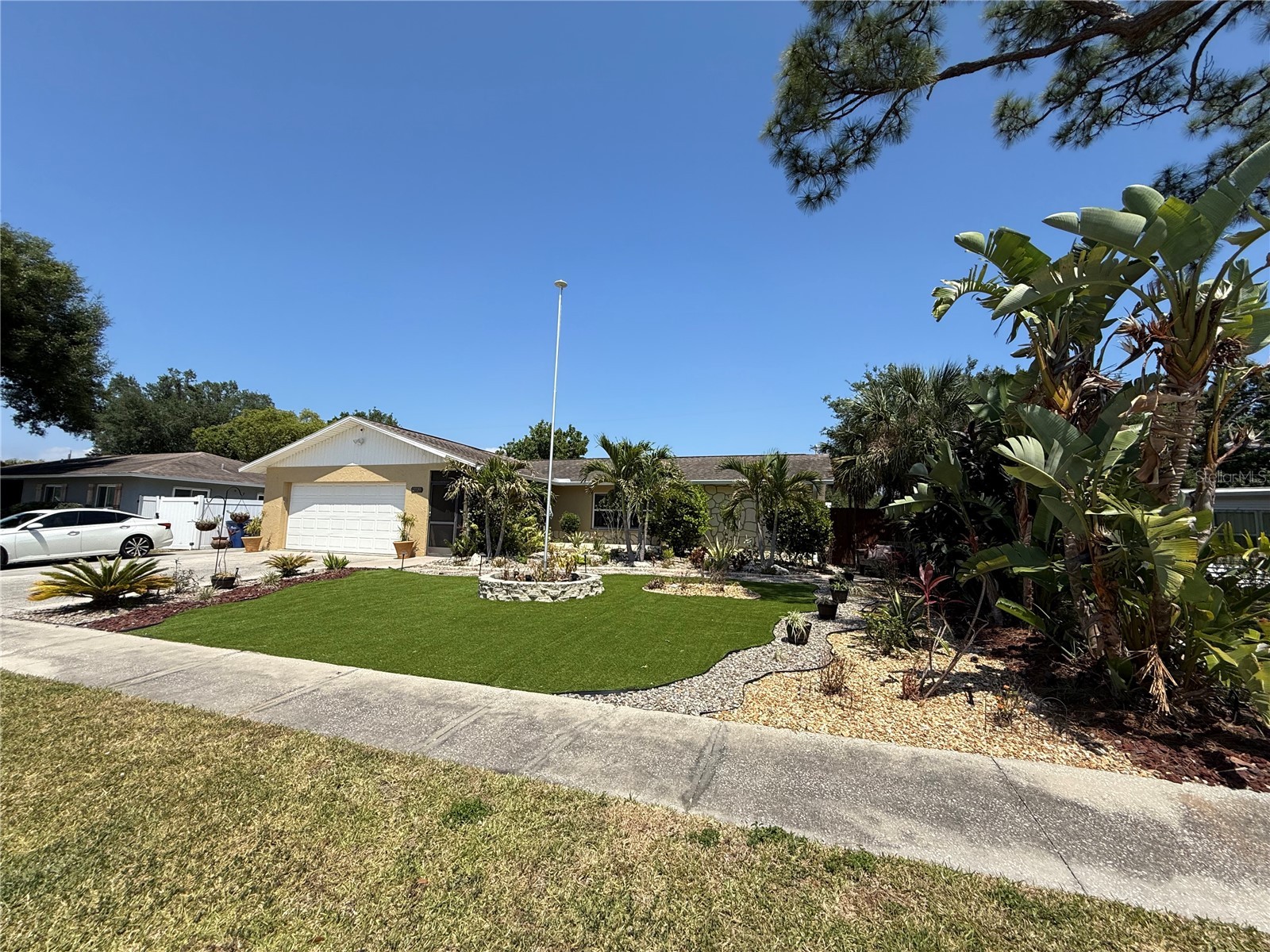 2729 Nodosa Drive Sarasota FL 34232 A4694587 image4