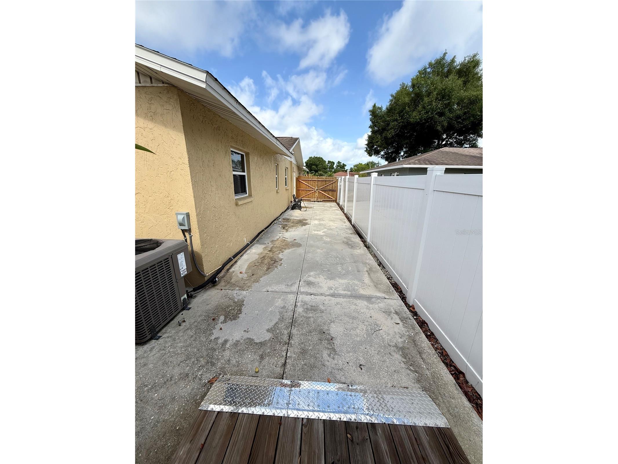 2729 Nodosa Drive Sarasota FL 34232 A4694587 image44