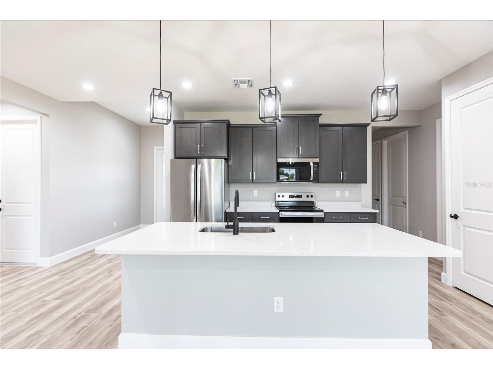 2729 SW 4th Terrace Cape Coral FL 33991 D6145926 image15