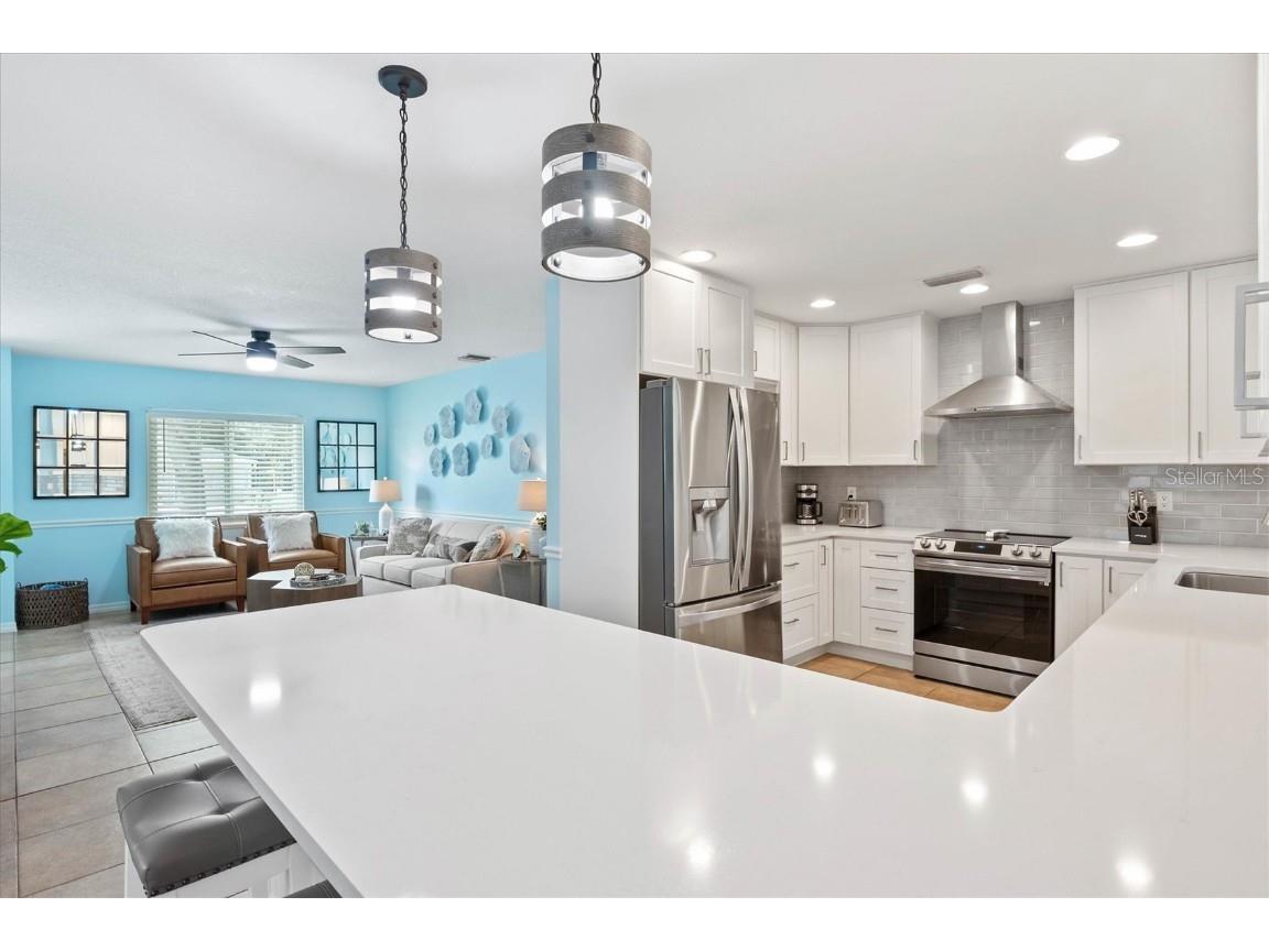 2729 Sydelle Street Sarasota FL 34237 A4543872 image10