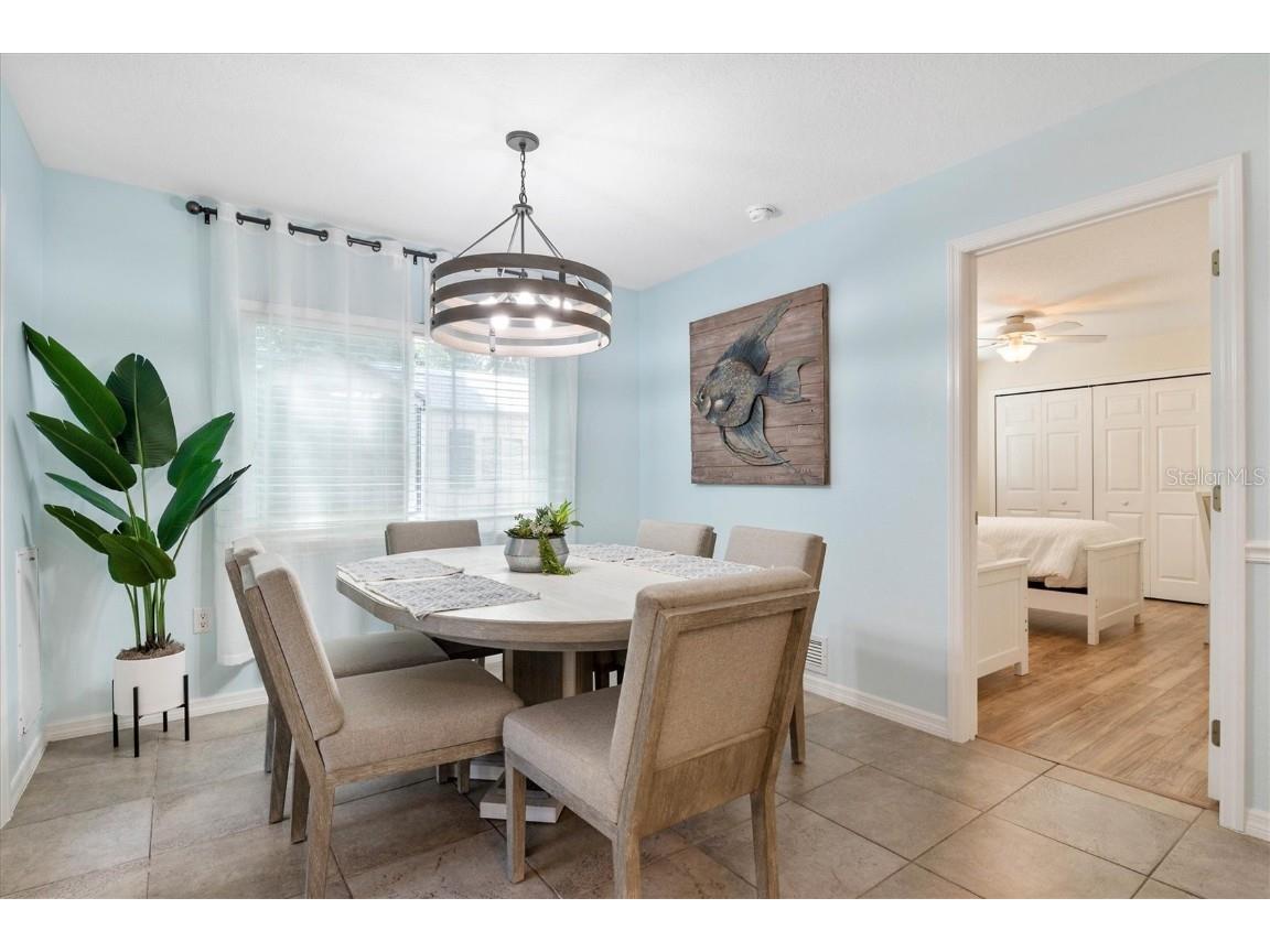 2729 Sydelle Street Sarasota FL 34237 A4543872 image15