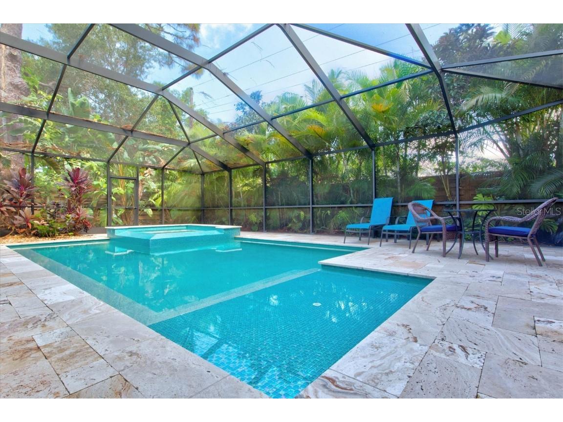 2729 Sydelle Street Sarasota FL 34237 A4543872 image2