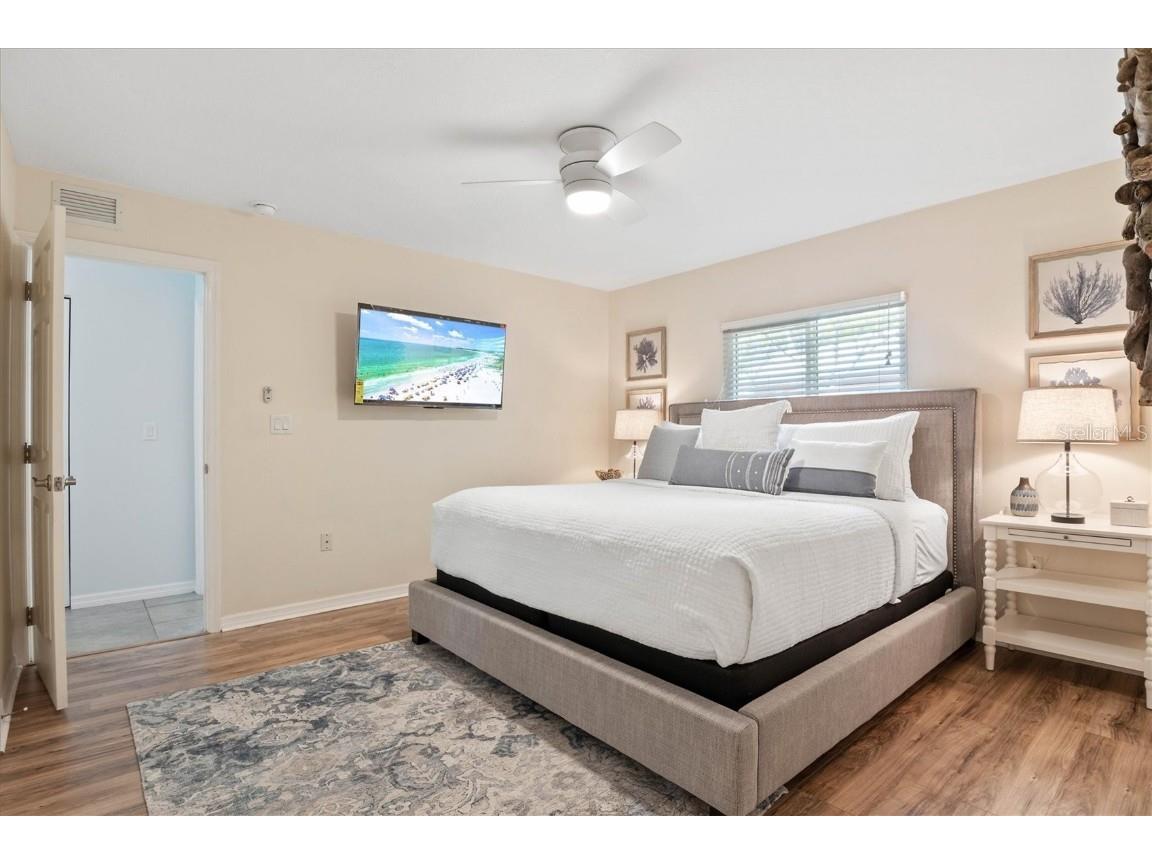 2729 Sydelle Street Sarasota FL 34237 A4543872 image39