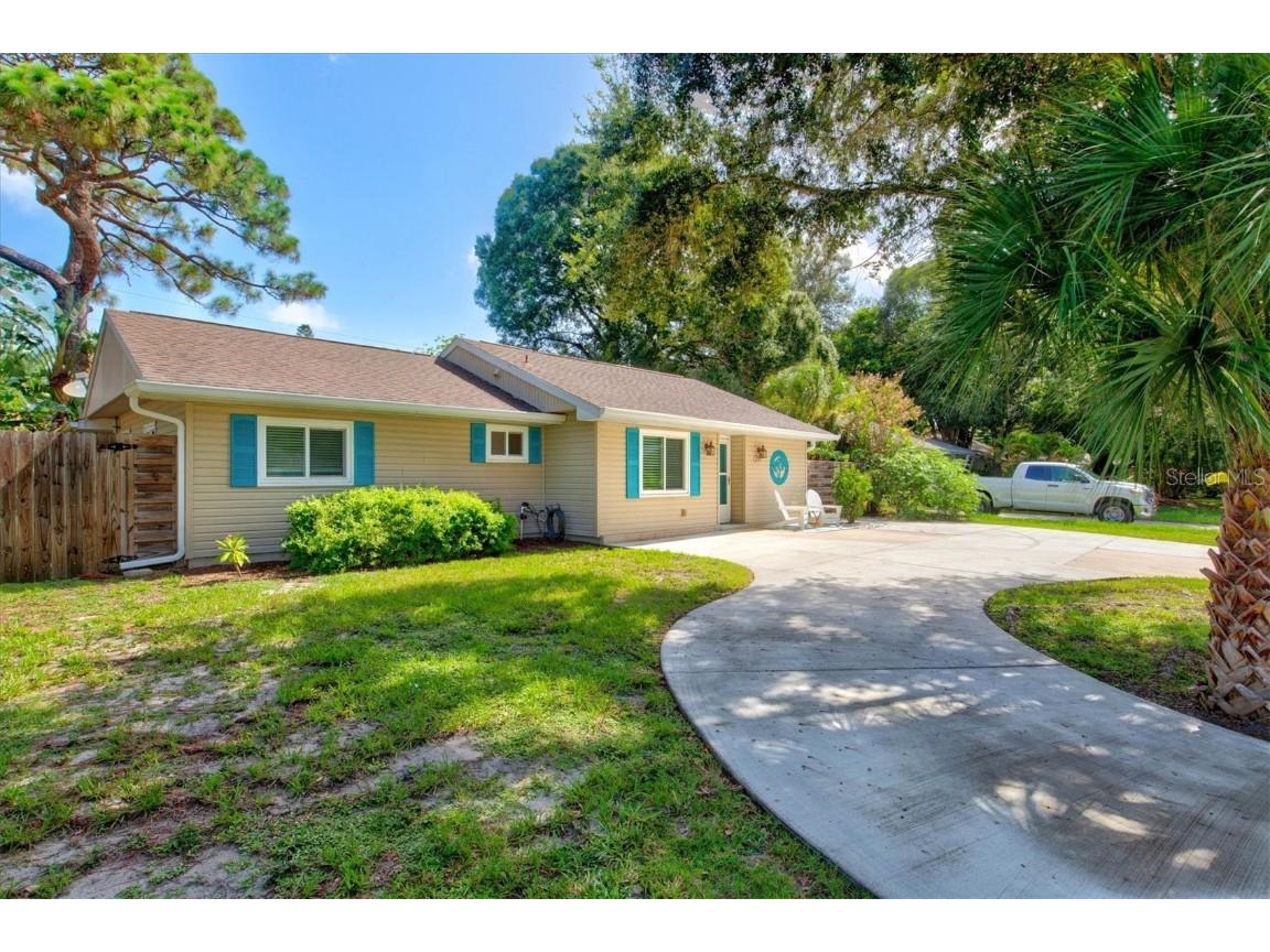 2729 Sydelle Street Sarasota FL 34237 A4543872 image47