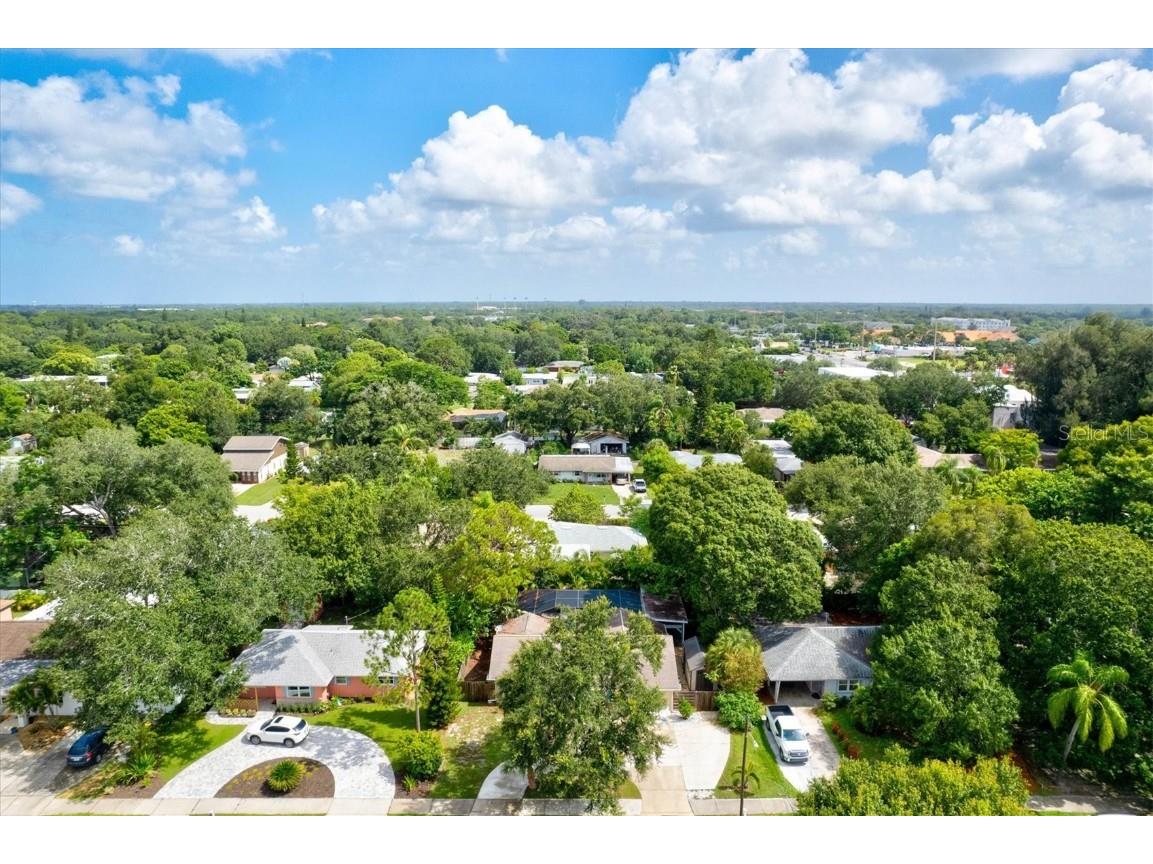 2729 Sydelle Street Sarasota FL 34237 A4543872 image51