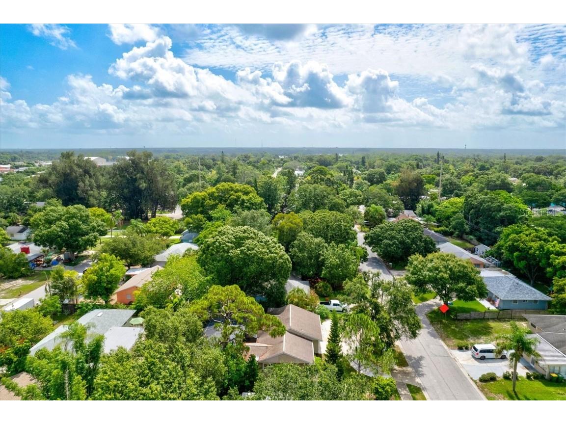 2729 Sydelle Street Sarasota FL 34237 A4543872 image52