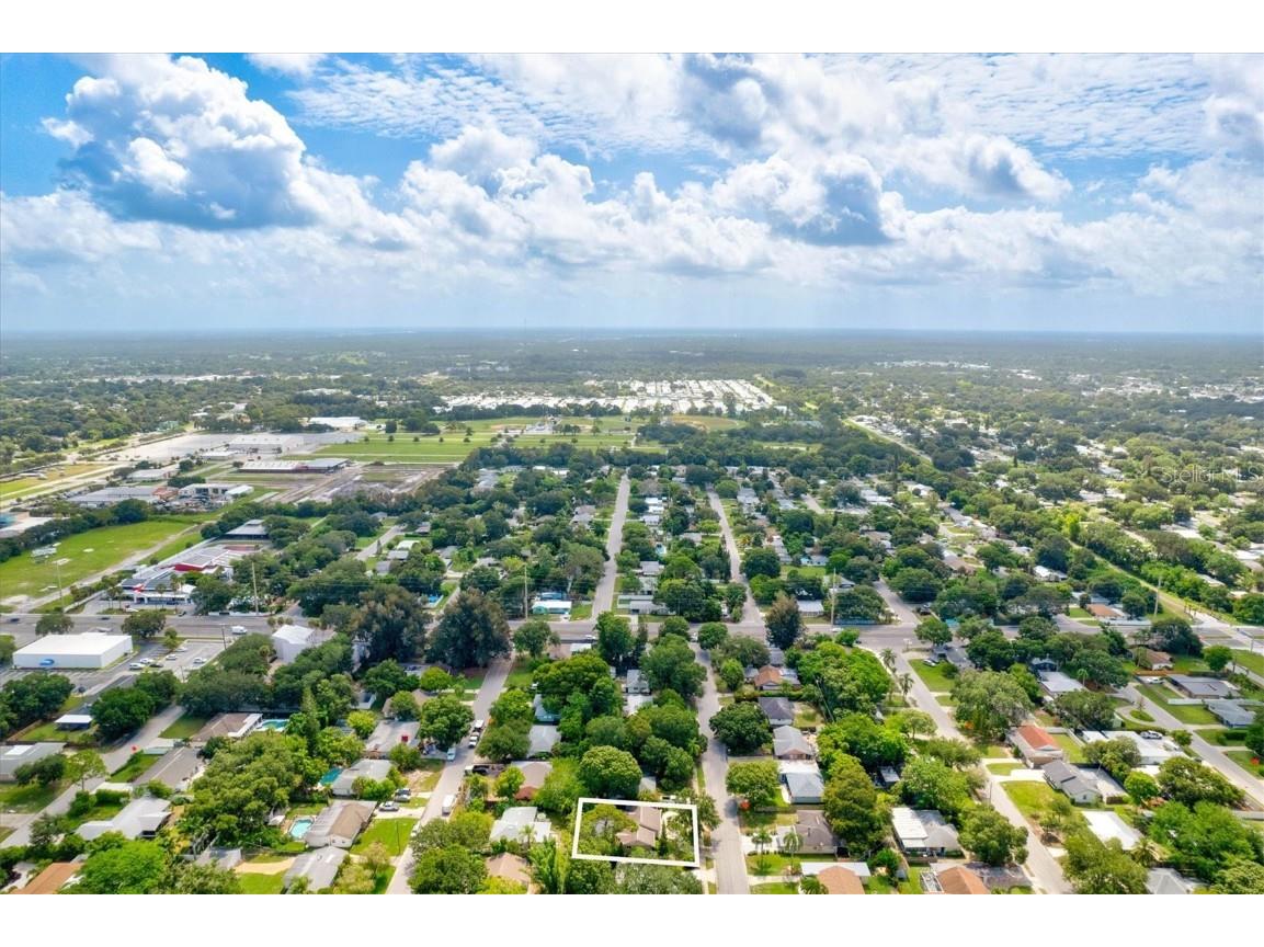 2729 Sydelle Street Sarasota FL 34237 A4543872 image59