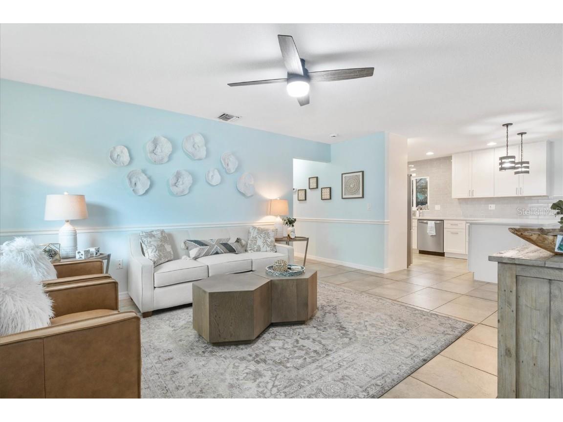 2729 Sydelle Street Sarasota FL 34237 A4543872 image6