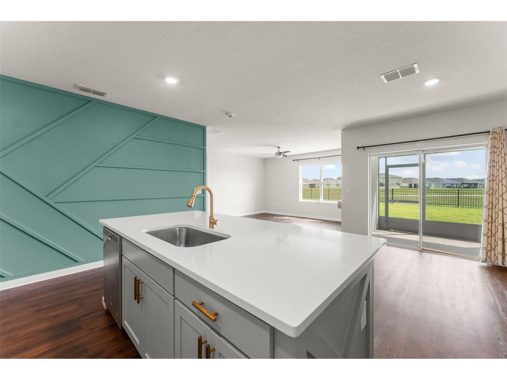 273 Talisi Loop Saint Cloud FL 34771 O6411945 image10