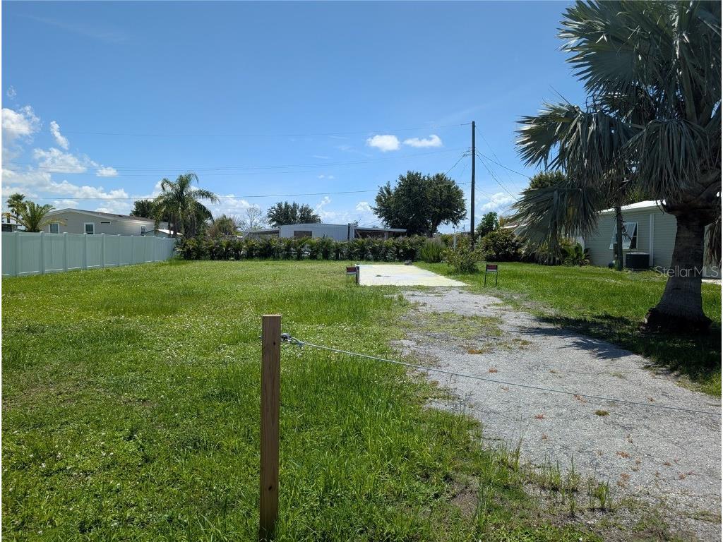 273 Via De Luna Englewood FL 34224 D6142770 image1