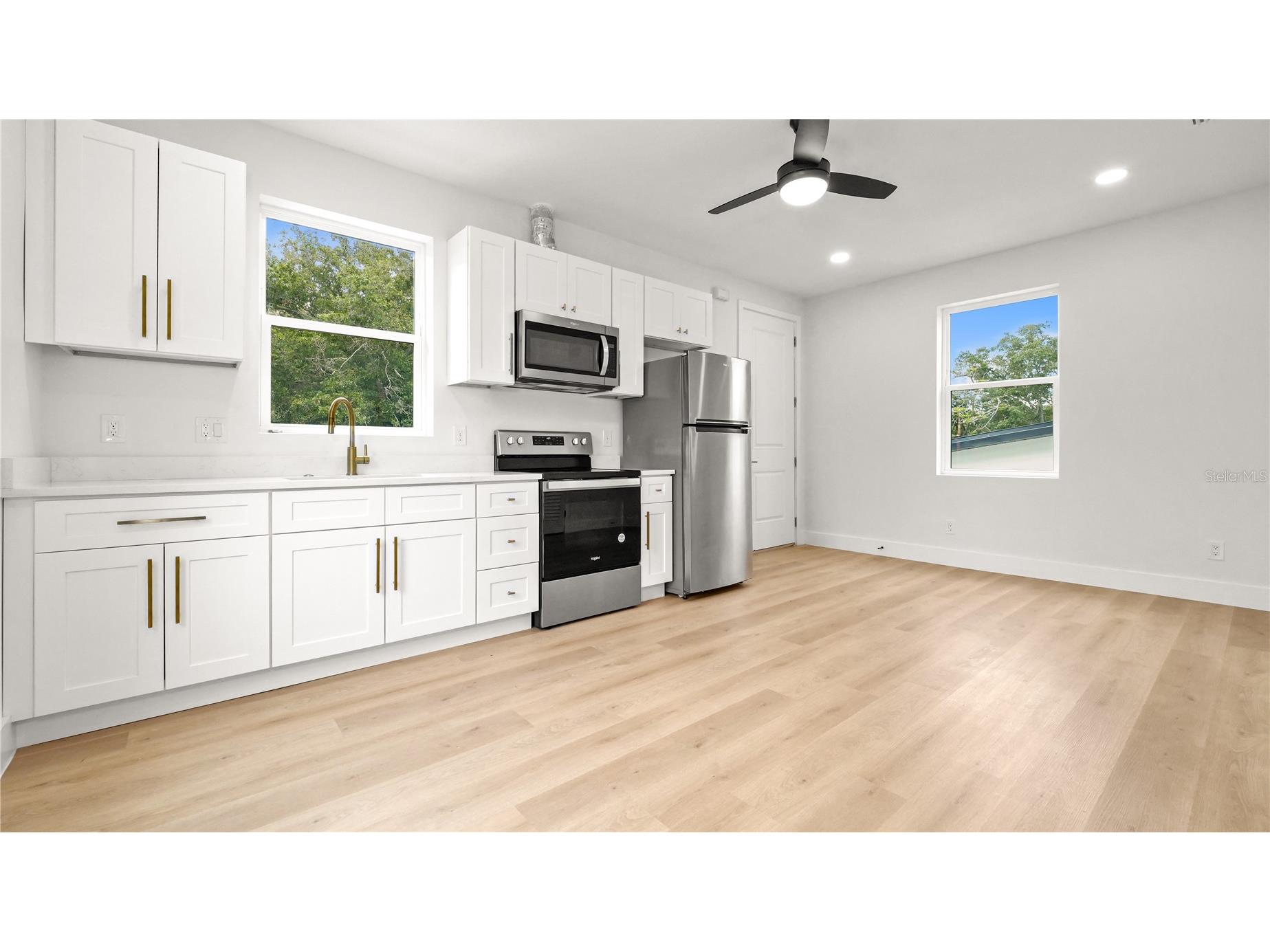 2730 37th Avenue N #B Saint Petersburg FL 33713 TB8496843 image4