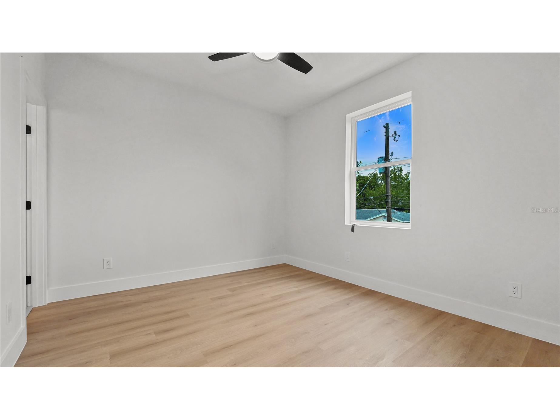 2730 37th Avenue N #B Saint Petersburg FL 33713 TB8496843 image5