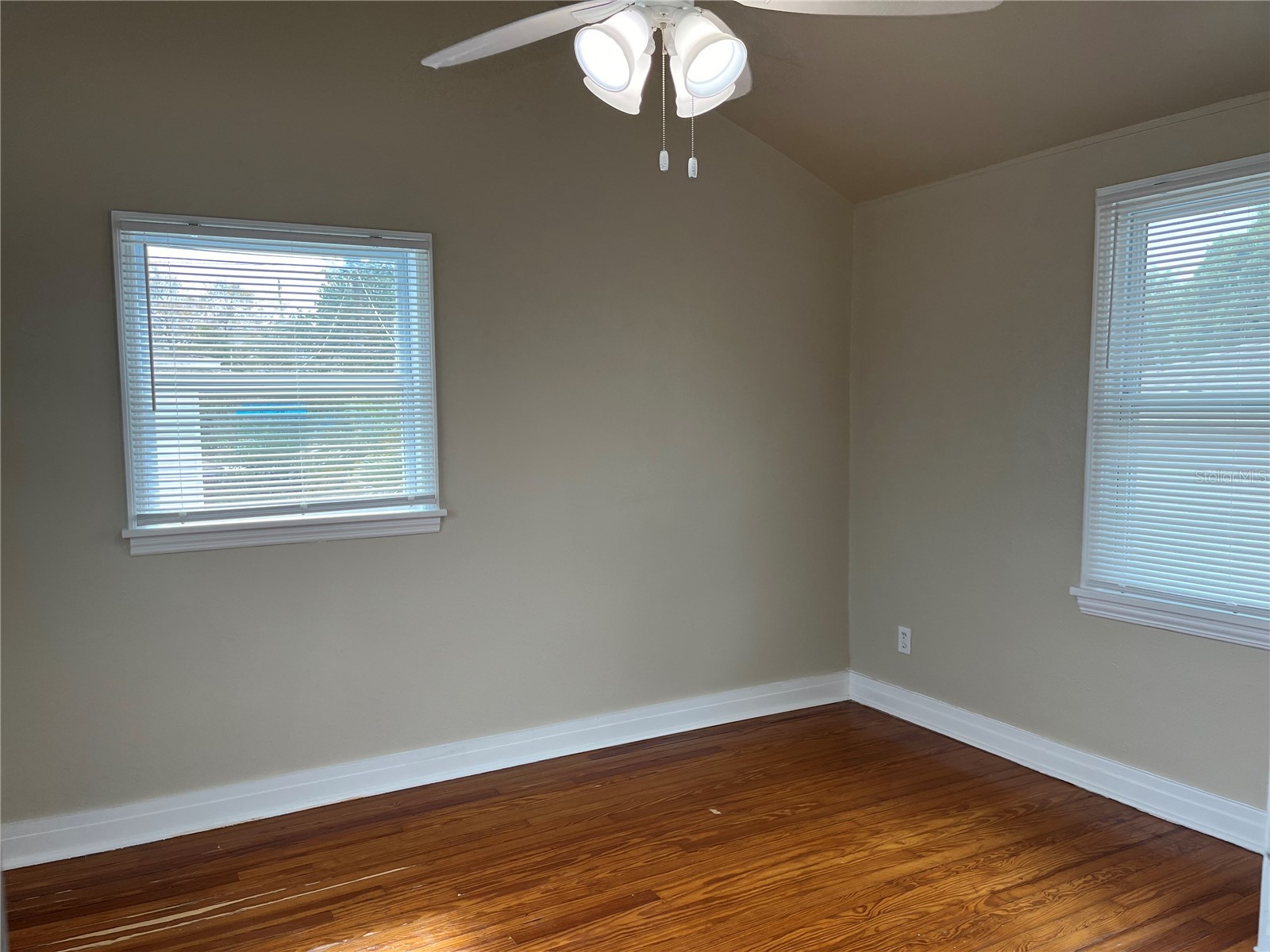 2730 Dartmouth Avenue N Saint Petersburg FL 33713 TB8486984 image14