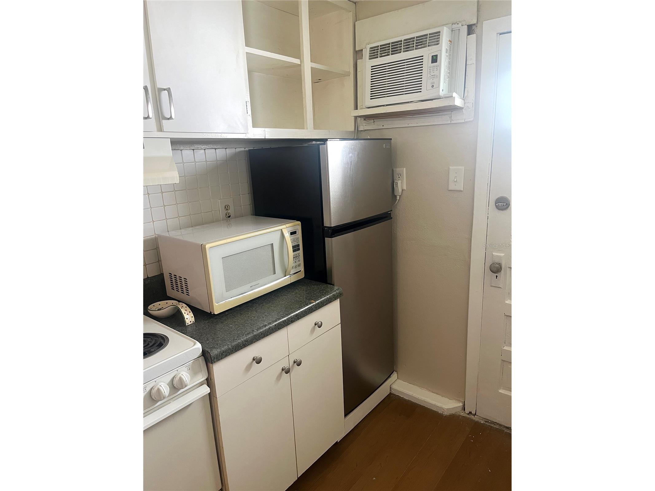 2730 Dartmouth Avenue N Saint Petersburg FL 33713 TB8486984 image32