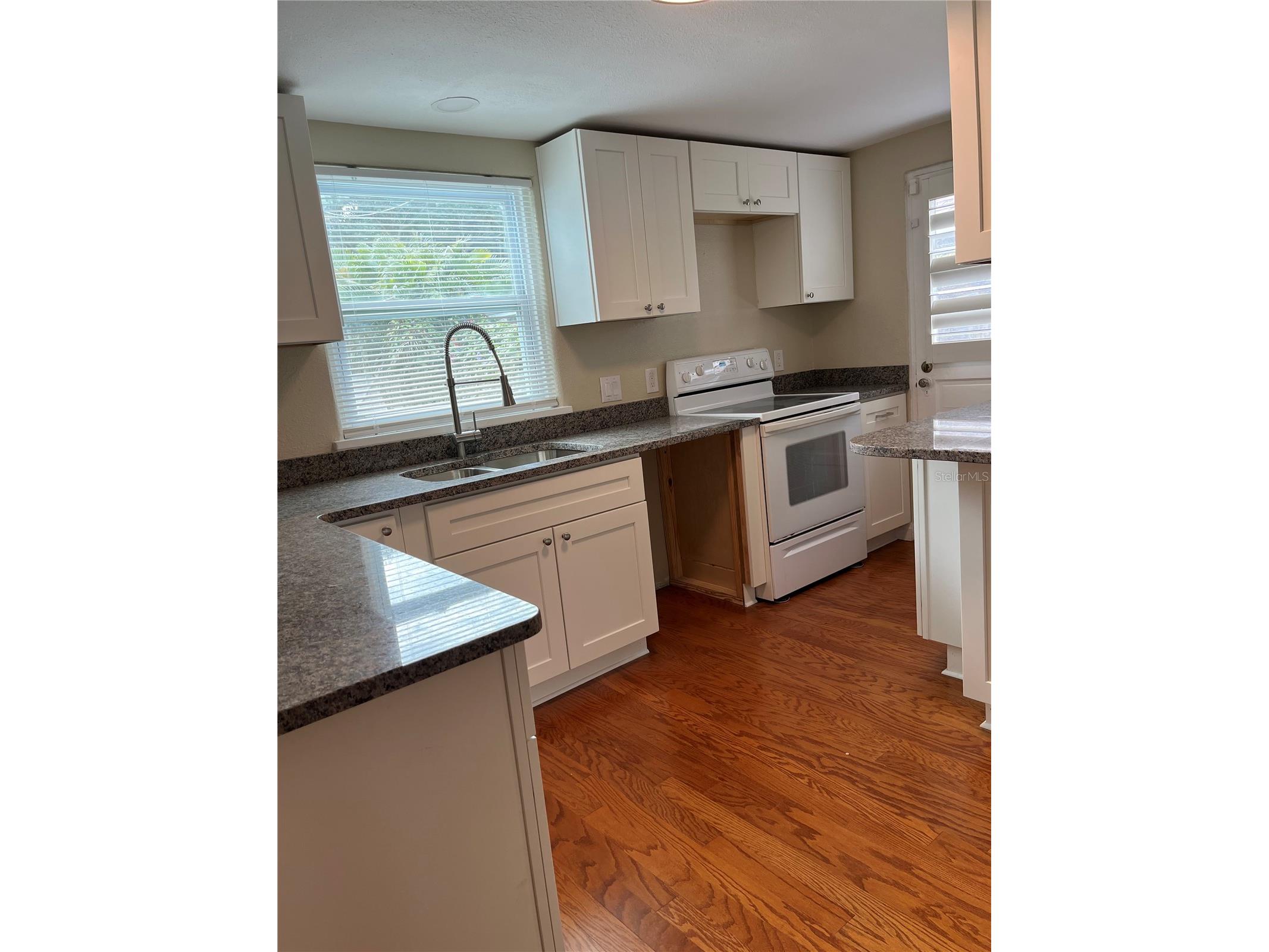 2730 Dartmouth Avenue N Saint Petersburg FL 33713 TB8487818 image7