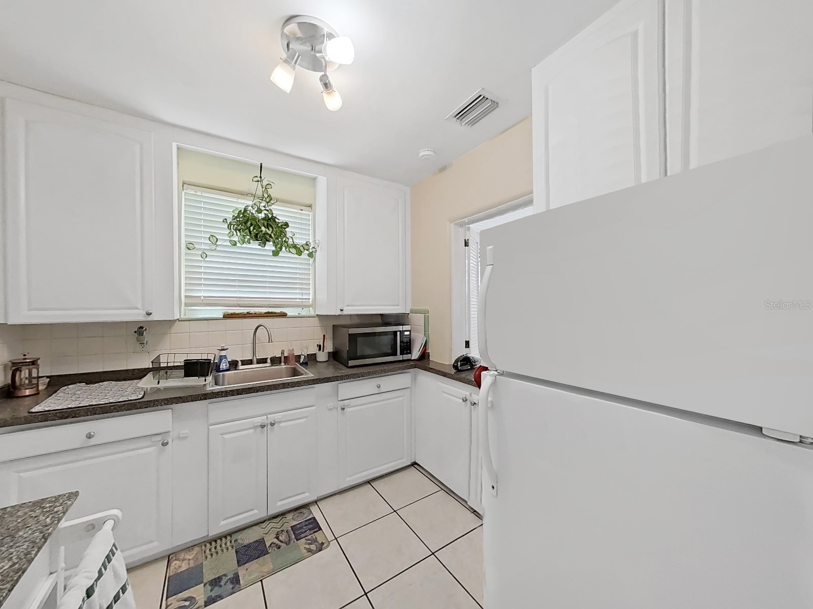 2730 Edwards Avenue S Saint Petersburg FL 33705 TB8525618 image11