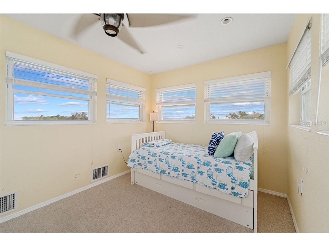 2730 N Comanche Point Crystal River FL 34429 W7878638 image27