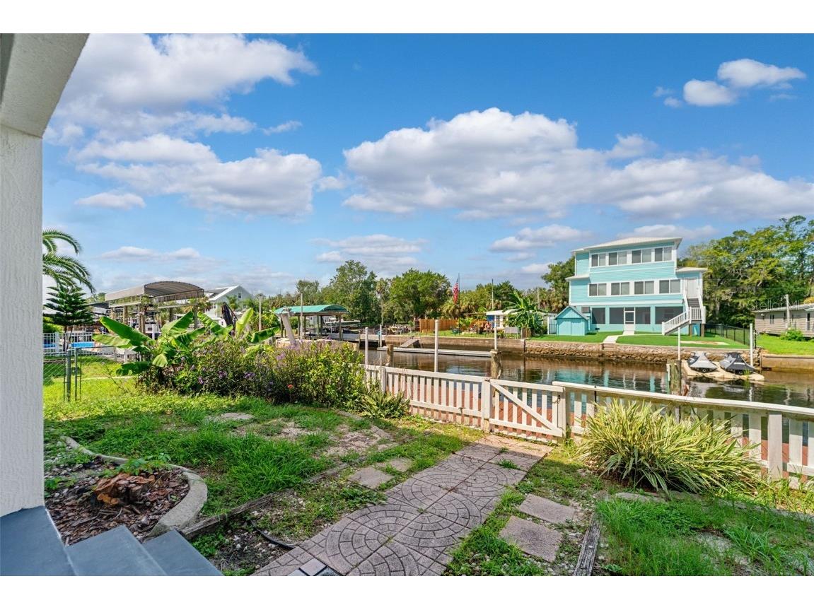 2730 N Comanche Point Crystal River FL 34429 W7878638 image36