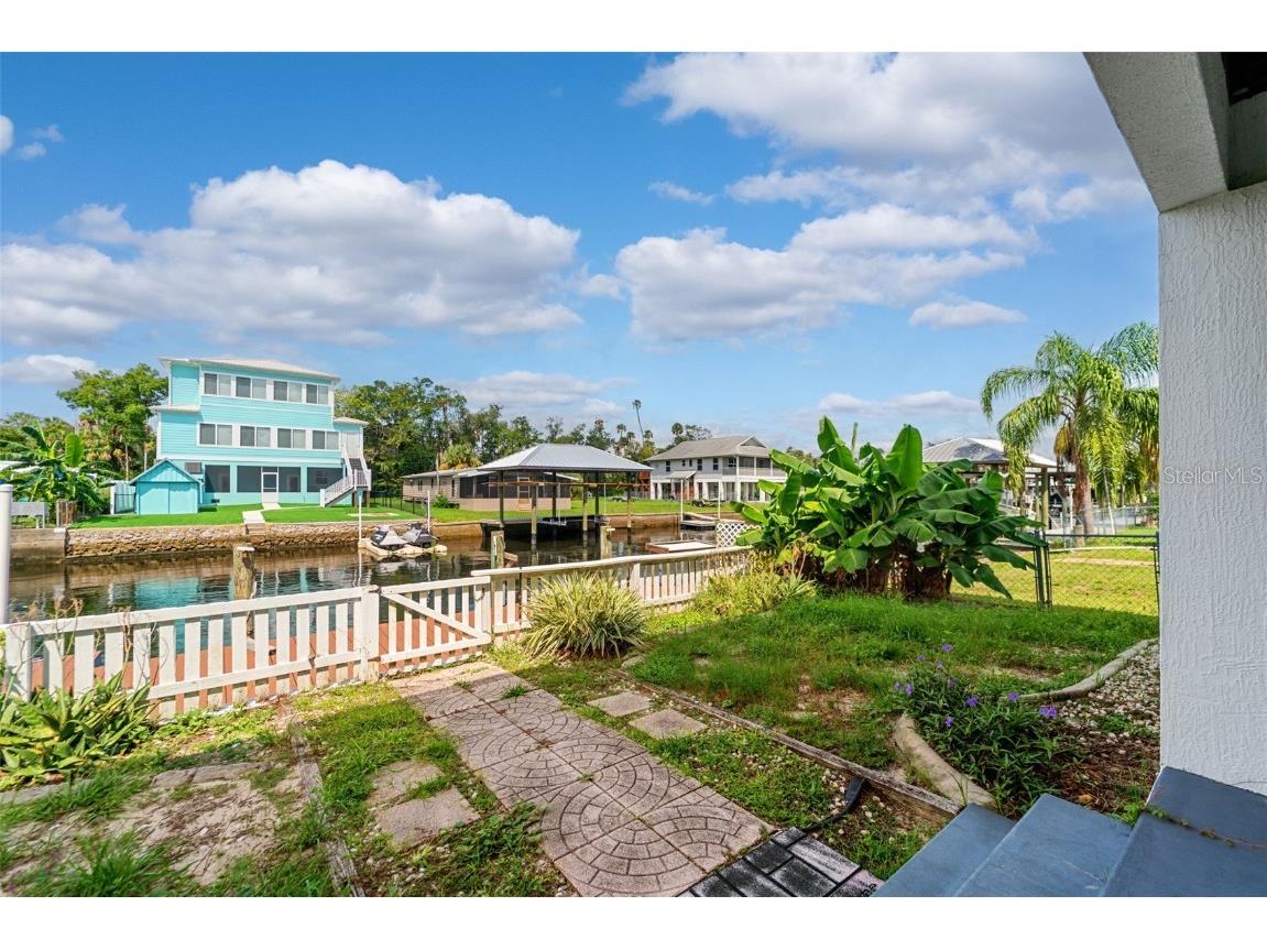 2730 N Comanche Point Crystal River FL 34429 W7878638 image37