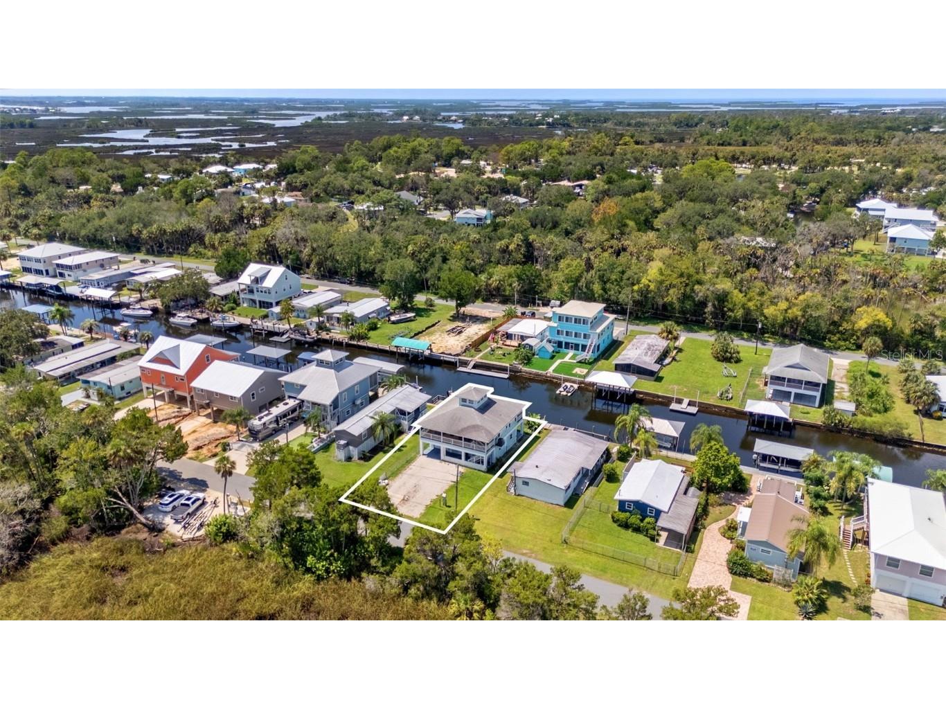 2730 N Comanche Point Crystal River FL 34429 W7878638 image44