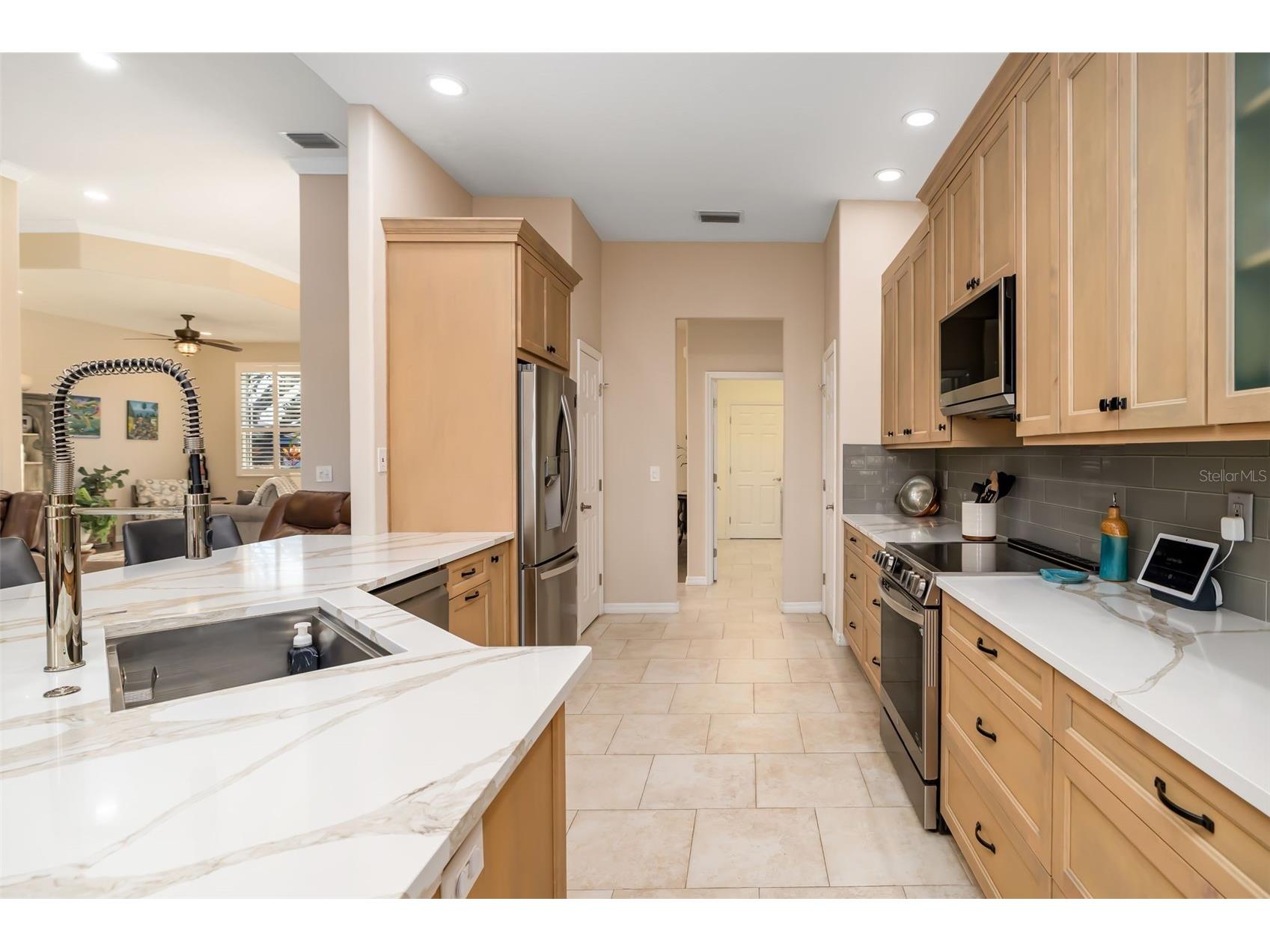 2730 River Woods Drive Parrish FL 34219 A4679254 image4