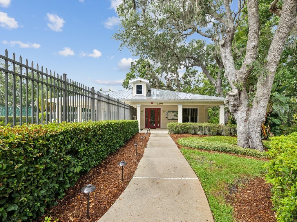 2730 River Woods Drive Parrish FL 34219 TB8392067 image34