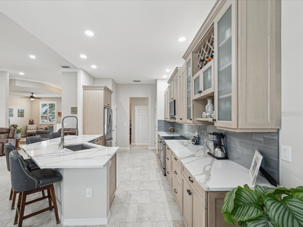 2730 River Woods Drive Parrish FL 34219 TB8392067 image6