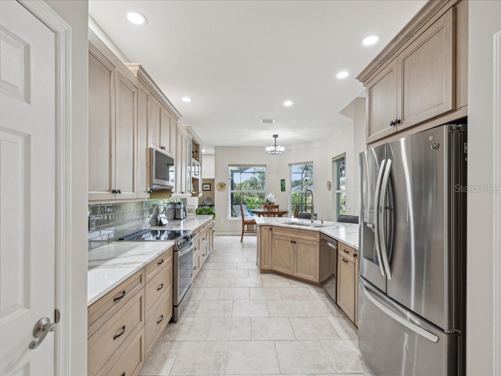 2730 River Woods Drive Parrish FL 34219 TB8392067 image7