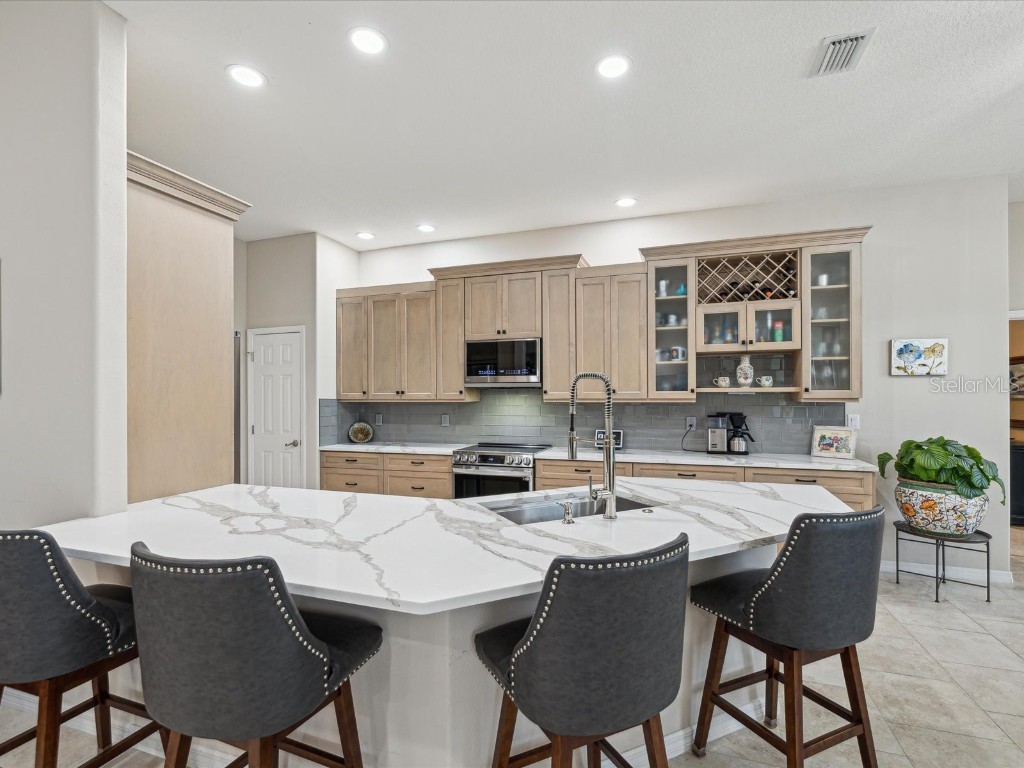 2730 River Woods Drive Parrish FL 34219 TB8392067 image9