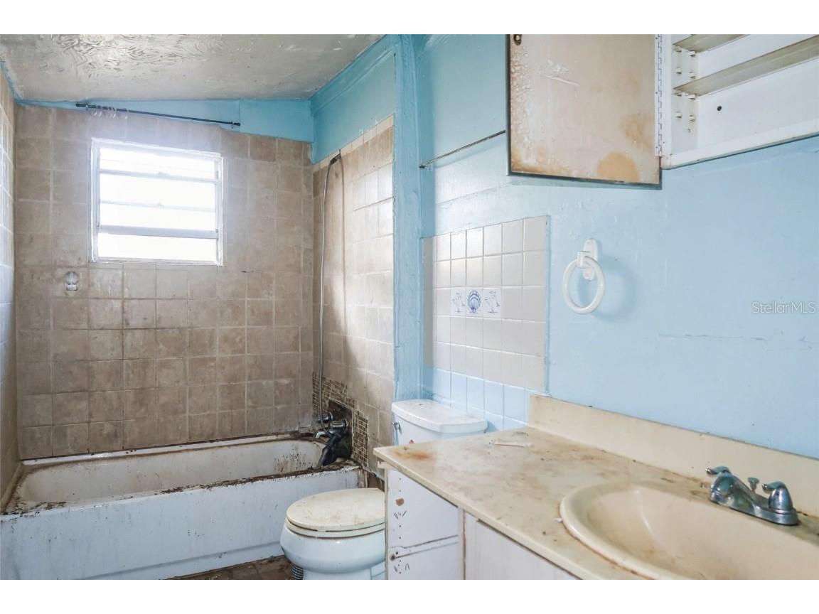 2730 W Main Street Tampa FL 33607 TB8438929 image6