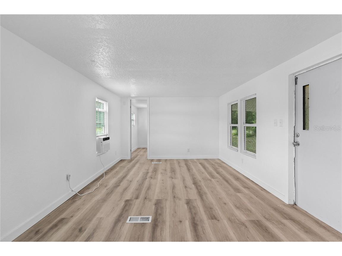 27301 Lemon Avenue Okahumpka FL 34762 G5100692 image11