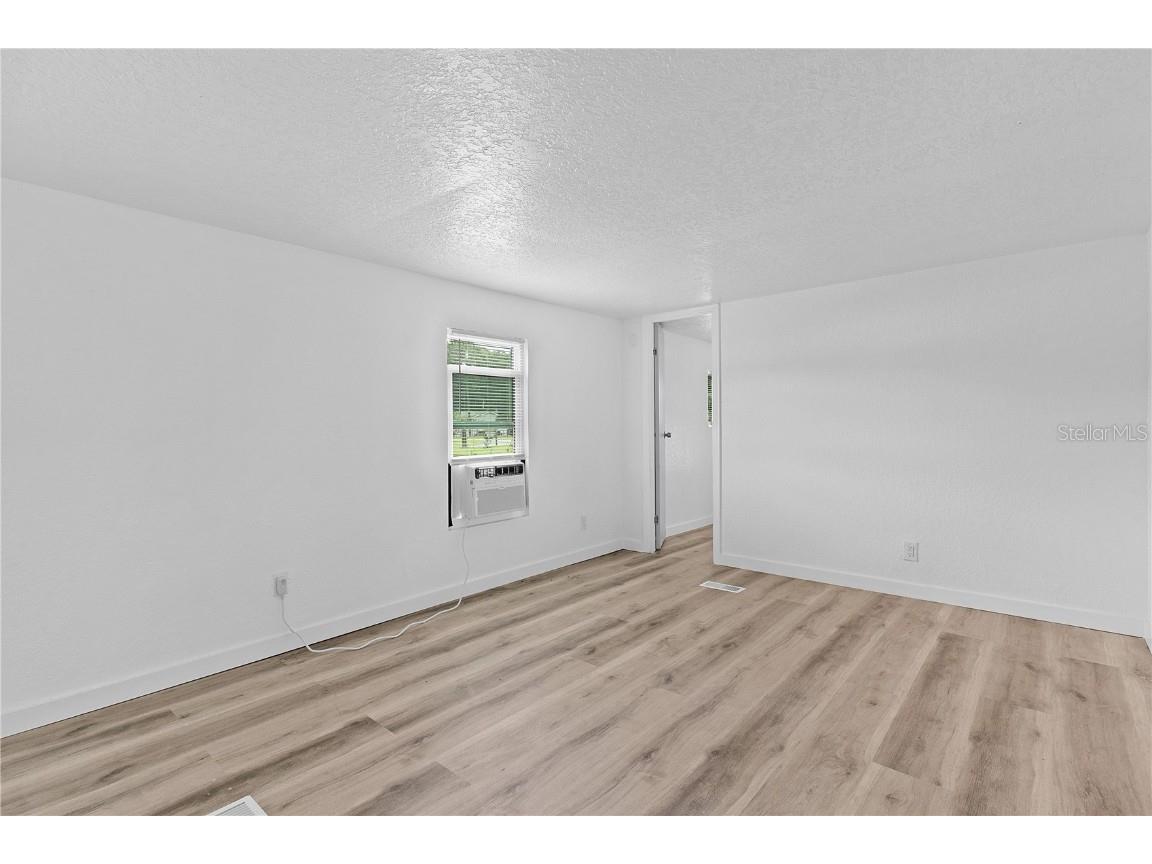 27301 Lemon Avenue Okahumpka FL 34762 G5100692 image13